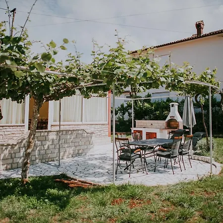 Danex Letizia Villa